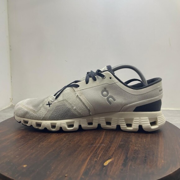 On Cloud X 3 Shoes Mens Size 8 White Black Running Athletic Sneakers 60.98706 main image 5